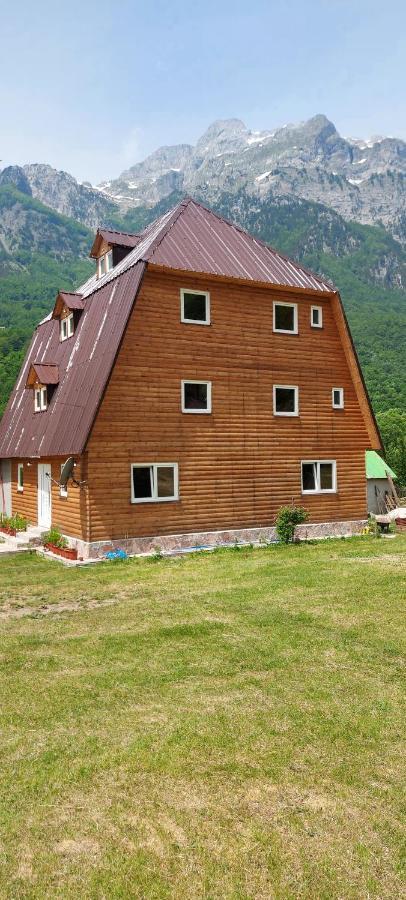 Bujtina Zemra Tradites Тети Экстерьер фото